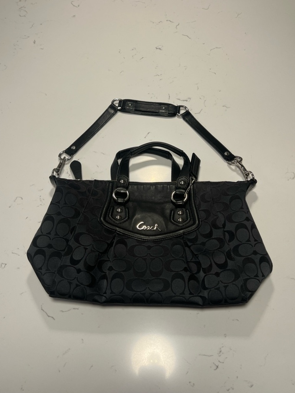 Authentic Coach Signature C Logo Ashley Black Jacquard Satchel F19242 Handbag